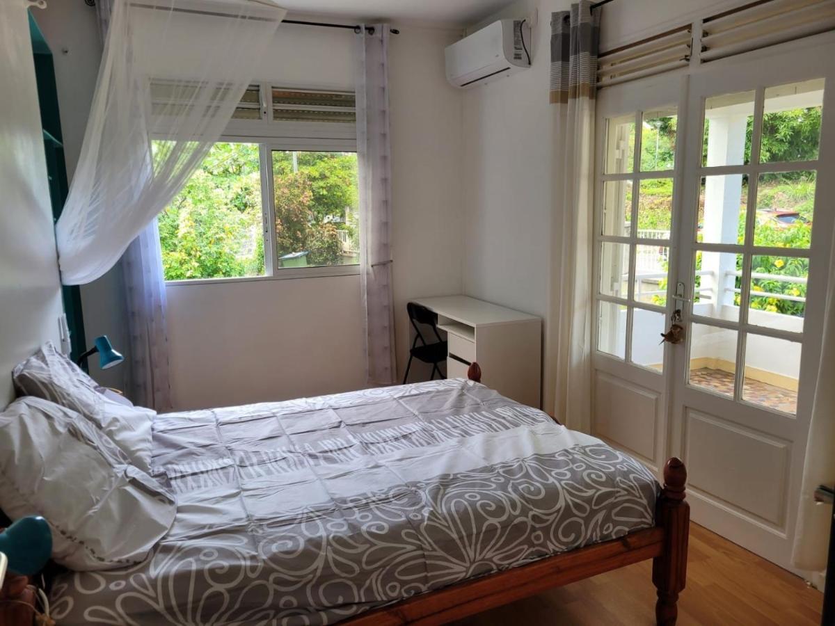 Logement Acces Piscine Basse-Terre Eksteriør bilde